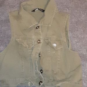 Army green armless jean jacket